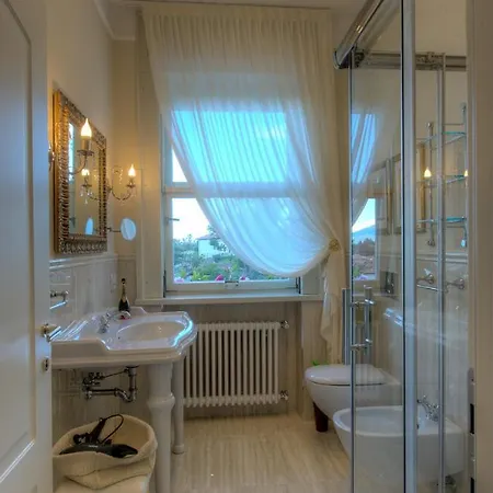 Sleeps 10 Pool Air Con Villa *